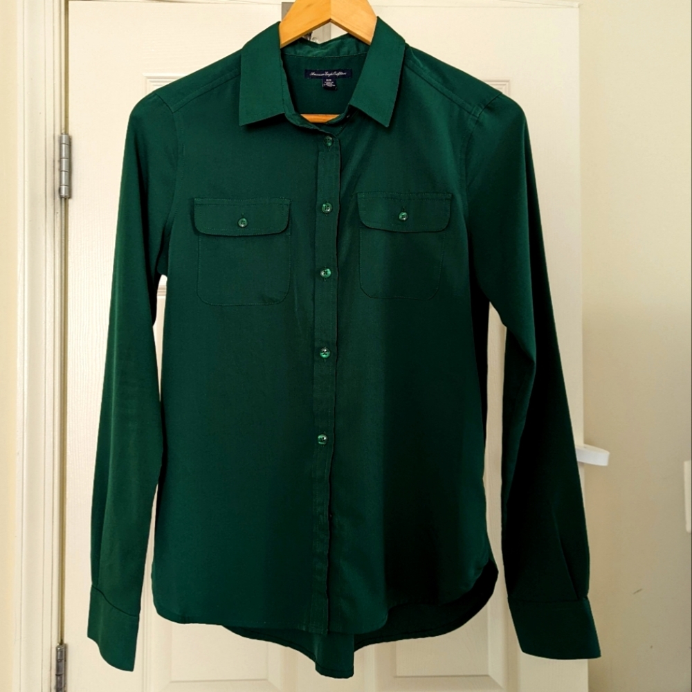 American Eagle button down shirt